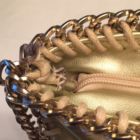 Fun metallic crossbody bag - Picture 7 of 7